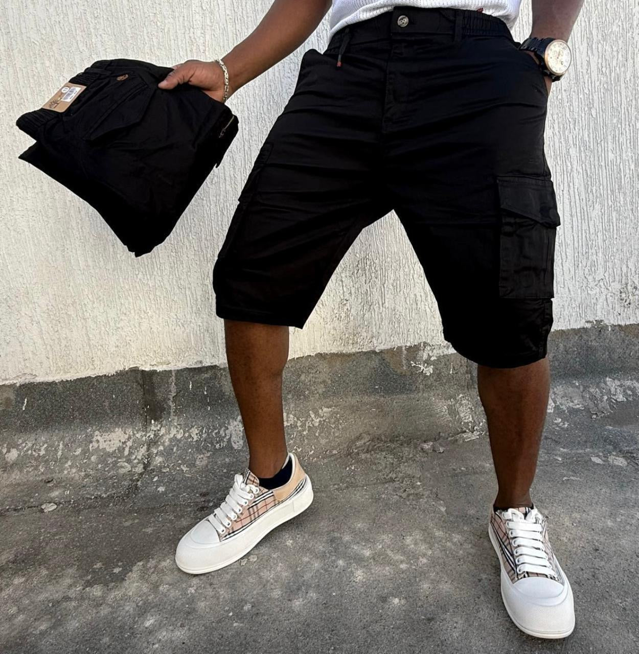 Side pocket shorts